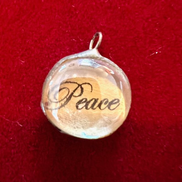 Peace Pendant - Picture 3 of 4